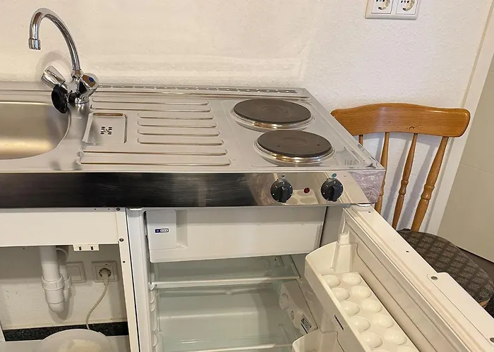One Room Apartment In Bergisch Gladbach