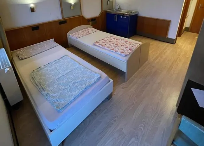 One Room Apartment In Bergisch Gladbach